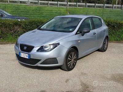 Brugt Seat Ibiza 70 HK (51 kW) 2010 Grå Sedan