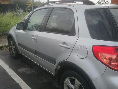 Usata Suzuki SX4 2011 Grigio SUV