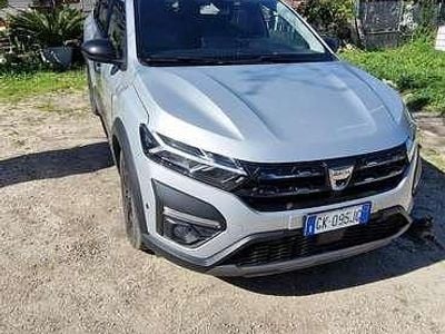 Usata Dacia Jogger Extreme 101 CV (74 kW) 2022 Argento Monovolume