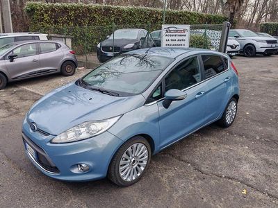 Blu Usata 2009 Ford Fiesta Titanium Berlina | 3990 € (Buon prezzo)