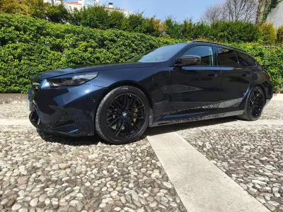 Usata BMW M5 585 CV (430 kW) 2025 Blu/azzurro Station wagon
