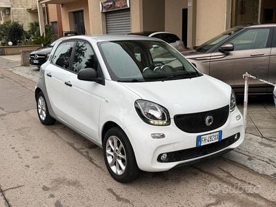 Usata Smart ForFour 71 CV (52 kW) 2017 Bianco Utilitaria
