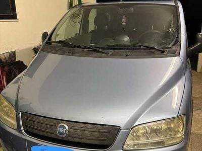Usata Fiat Multipla 95 CV (69 kW) 2004 Blu/azzurro Monovolume
