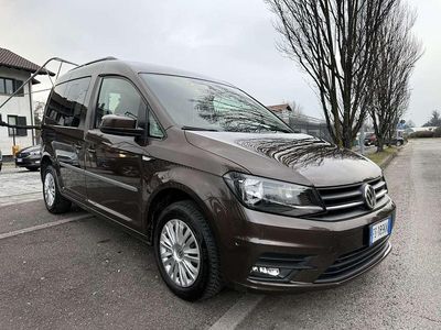 Usata VW Caddy 102 CV (75 kW) 2018 Marrone Monovolume