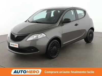 Usata Lancia Ypsilon 69 CV (50 kW) 2019 Grigio Utilitaria