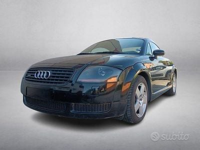 Usata Audi TT Business 179 CV (131 kW) 2000 Nero Coupé