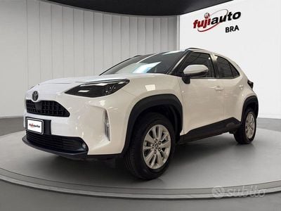 Usata Toyota Yaris Cross Active 116 CV (85 kW) 2025 Bianco SUV