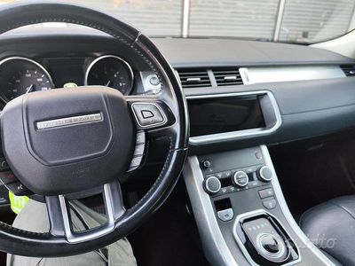 Usata Land Rover Range Rover evoque 150 CV (110 kW) 2016 Grigio SUV