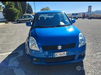 Usata Suzuki Swift 92 CV (67 kW) 2006 Blu Utilitaria