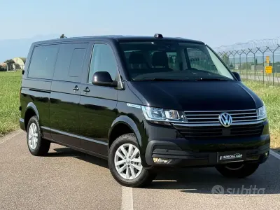 Usata VW Caravelle 150 CV (110 kW) 2024 Nero Furgone