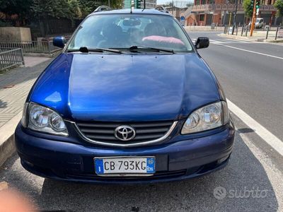 usata Toyota Avensis 1ª serie - 2002