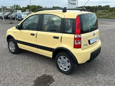 Käytetty Fiat Panda 4x4 Climbing 60 HP (44 kW) 2004 Keltainen Viistoperä