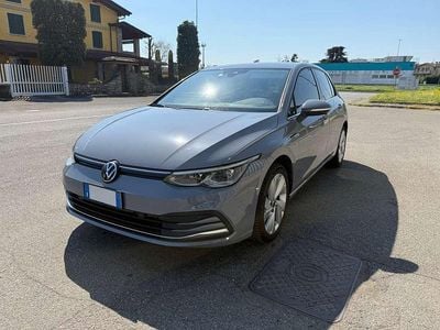 Usata VW Golf VIII Style 116 CV (85 kW) 2021 Grigio Berlina