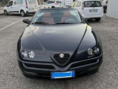 Usata Alfa Romeo Spider Lusso 192 CV (141 kW) 1998 Nero Cabrio