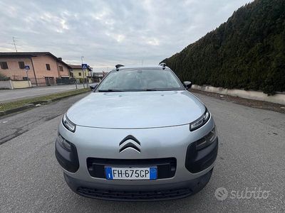 Occasion Citroën C4 Feel 99 ch (72 kW) 2017 Gris SUV