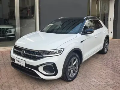 Usata VW T-Roc R-line 116 CV (85 kW) 2023 Bianco SUV