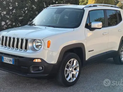 Usata Jeep Renegade Limited 140 CV (102 kW) 2015 Bianco SUV