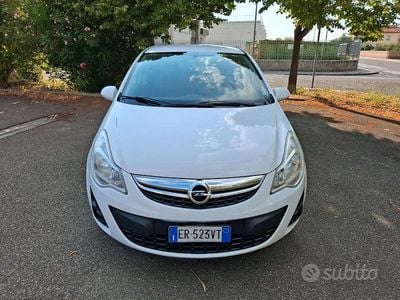 Usata Opel Corsa 86 CV (63 kW) 2013 Bianco Utilitaria