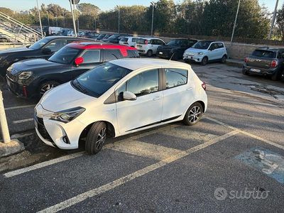 Second-hand Toyota Yaris 107 CP (78 kW) 2019 Alb Hatchback