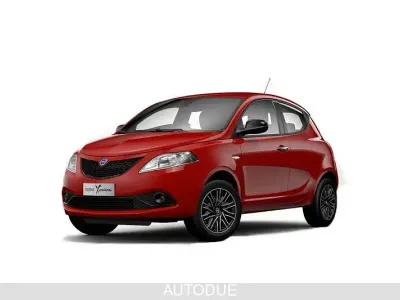 Usata Lancia Ypsilon Silver 69 CV (50 kW) 2019 Bianco Utilitaria
