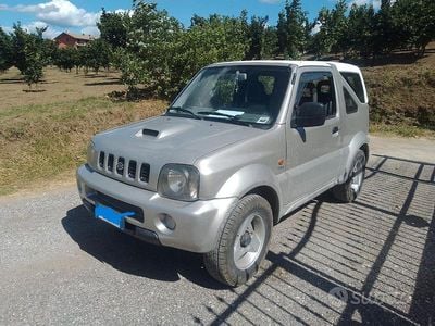 Usata Suzuki Jimny 2005 Grigio SUV