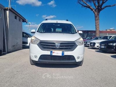 Usata Dacia Dokker Lauréate 102 CV (75 kW) 2017 Bianco Monovolume