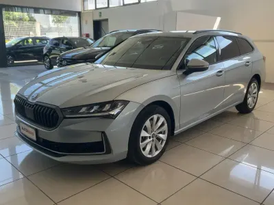 Usata Skoda Superb Selection 150 CV (110 kW) 2026 Argento