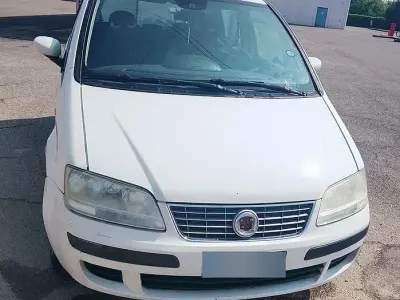 Usata Fiat Idea 77 CV (56 kW) 2008 Bianco Monovolume