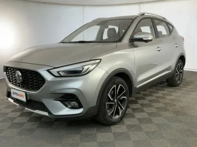 Usata MG ZS Luxury 111 CV (81 kW) 2022 Argento SUV