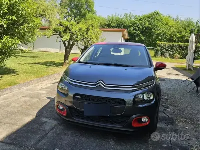 Begagnad Citroën C3 PureTech 82 HK (60 kW) 2017 Grå Sedan