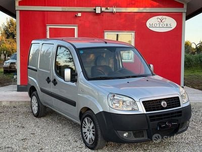 Usata Fiat Doblò Dynamic 120 CV (88 kW) 2008 Grigio Monovolume