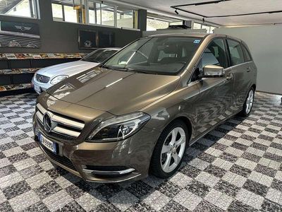 Usata Mercedes B180 Premium 109 CV (80 kW) 2012 Other Monovolume