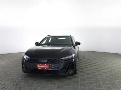 Gebraucht Audi A5 Comfort 204 PS (150 kW) 2025 Blau Kombi