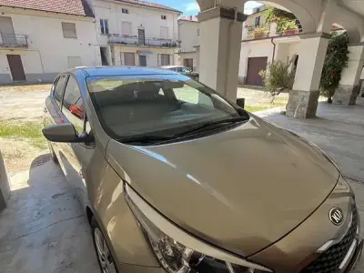 Usata Kia Ceed 110 CV (80 kW) 2017 Bronzo Utilitaria