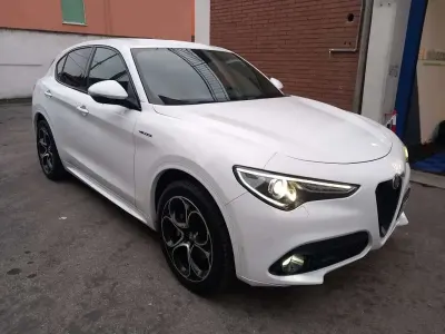 Usata Alfa Romeo Stelvio Veloce 209 CV (153 kW) 2020 SUV