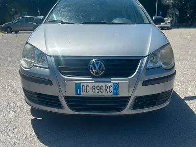 Gebraucht VW Polo Trendline 64 PS (47 kW) 2006 Grau Kleinwagen