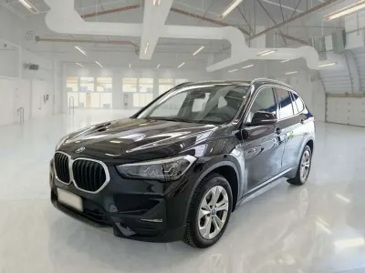 Usata BMW X1 Advantage 125 CV (91 kW) 2022 Nero SUV