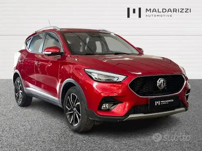 Usata MG ZS Luxury 106 CV (77 kW) 2024 Rosso SUV