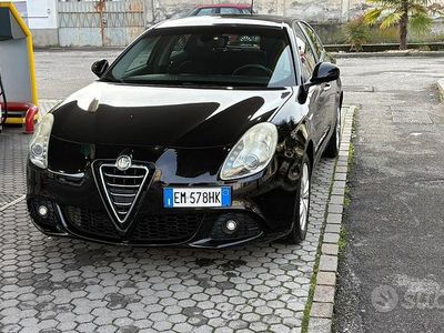Usata Alfa Romeo Giulietta Exclusive 105 CV (77 kW) 2012 Nero Utilitaria