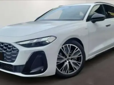 Nuova Audi A5 S-Line 204 CV (150 kW) 2025 Bianco ghiaccio met. Station wagon