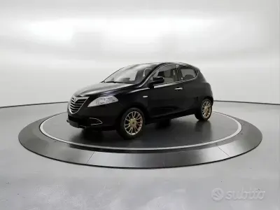 Usata Lancia Ypsilon Gold 69 CV (50 kW) 2012 Nero Utilitaria