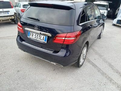 Occasion Mercedes B180 109 PK (80 kW) 2018 Blauw MPV