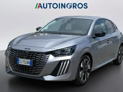 Usata Peugeot 208 Allure 101 CV (74 kW) 2024 Grigio Utilitaria