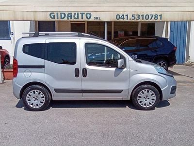 Usata Fiat Qubo Lounge 77 CV (56 kW) 2026 Argento Monovolume