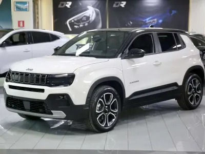 Nuova Jeep Avenger Summit 101 CV (74 kW) 2026 Bianco SUV