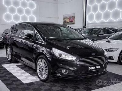 Usata Ford S-MAX Vignale 150 CV (110 kW) 2016 Nero Monovolume