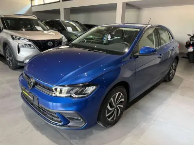 Usata VW Polo Life 95 CV (69 kW) 2023 Blu Utilitaria