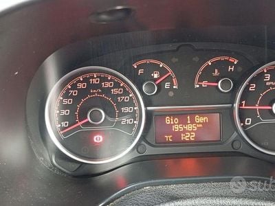 Usata Fiat Doblò 90 CV (66 kW) 2016 Bianco Monovolume