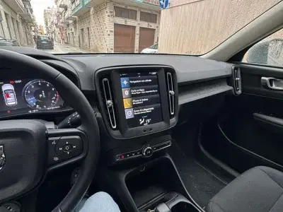 Usata Volvo XC40 129 CV (94 kW) 2024 SUV