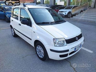 Usata Fiat Panda Dynamic 69 CV (50 kW) 2011 Bianco Utilitaria
